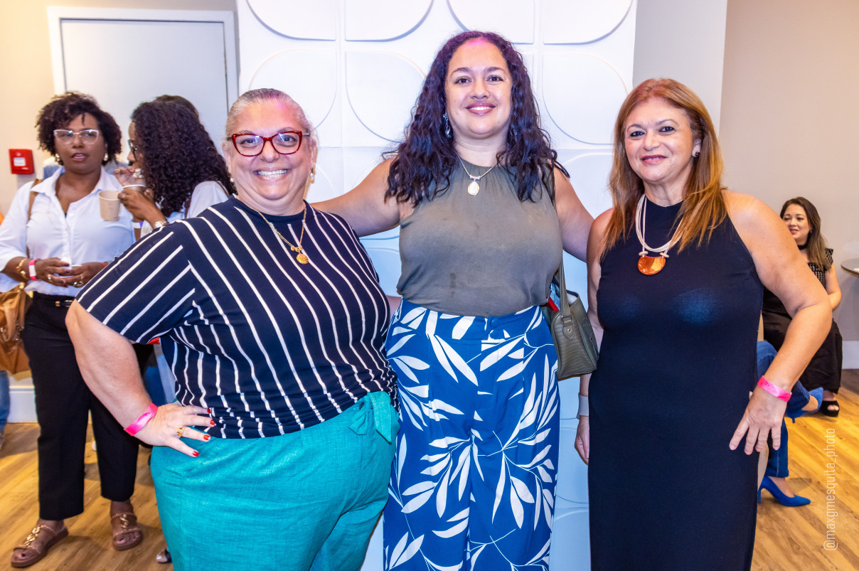Sheyla Dutra, Helen Ravagnoli e Odine Bechara  - Foto Max Gallão